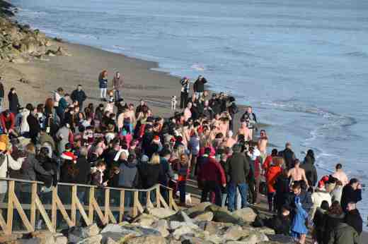 courtown xmas day swim4